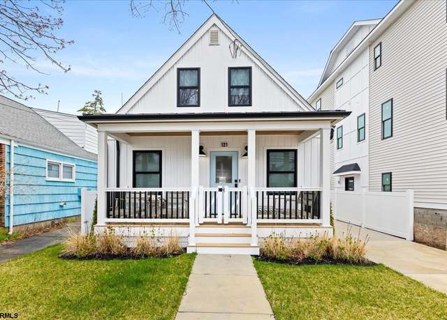 Property at 121 N Gladstone Ave, Margate, NJ 08402, 4 beds, 3 baths