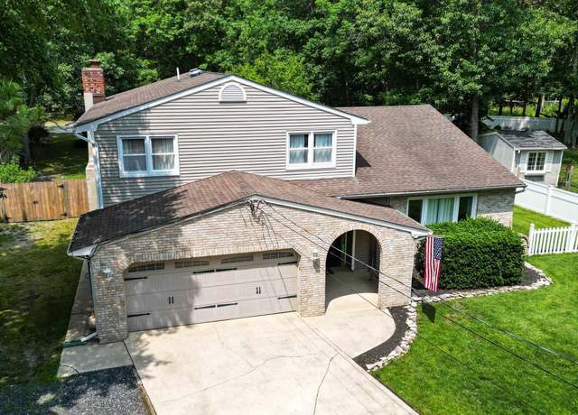 Property at 218 Delaware Ave Ave, Egg Harbor Township, NJ 08234, 4 beds, 2.5 baths