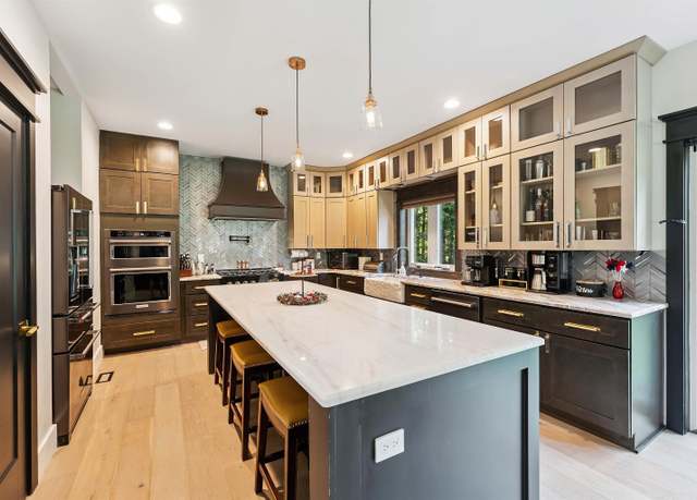 Property at 524 S 10th Ave Ave, Galloway Township, NJ 08205, 4 beds, 2.5 baths