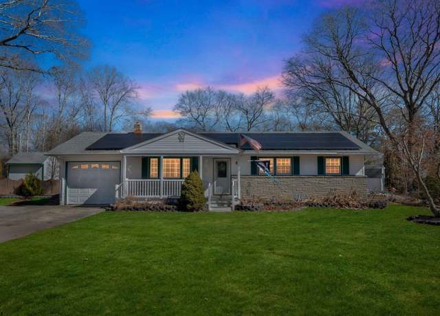 Property at 8 Erma Dr, Egg Harbor Township, NJ 08234, 3 beds, 2 baths