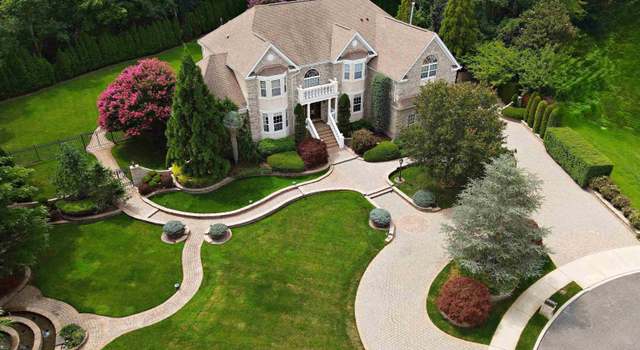 Property at 20-22 Dani Dr, Northfield, NJ 08225, 4 beds, 5.5 baths