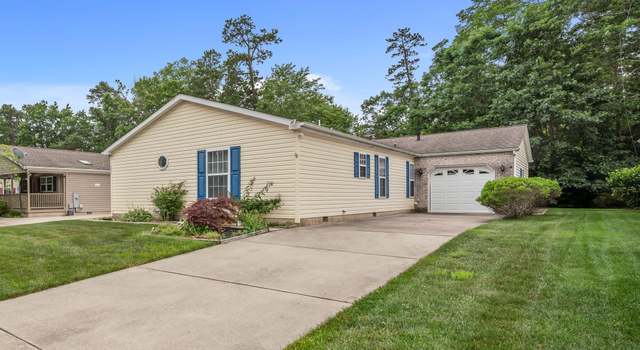 Photo of 207 Pebble Beach Dr, Mays Landing, NJ 08330