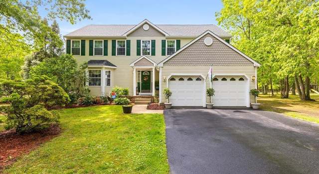 Photo of 7 Mahogany Ct, Galloway, NJ 08205