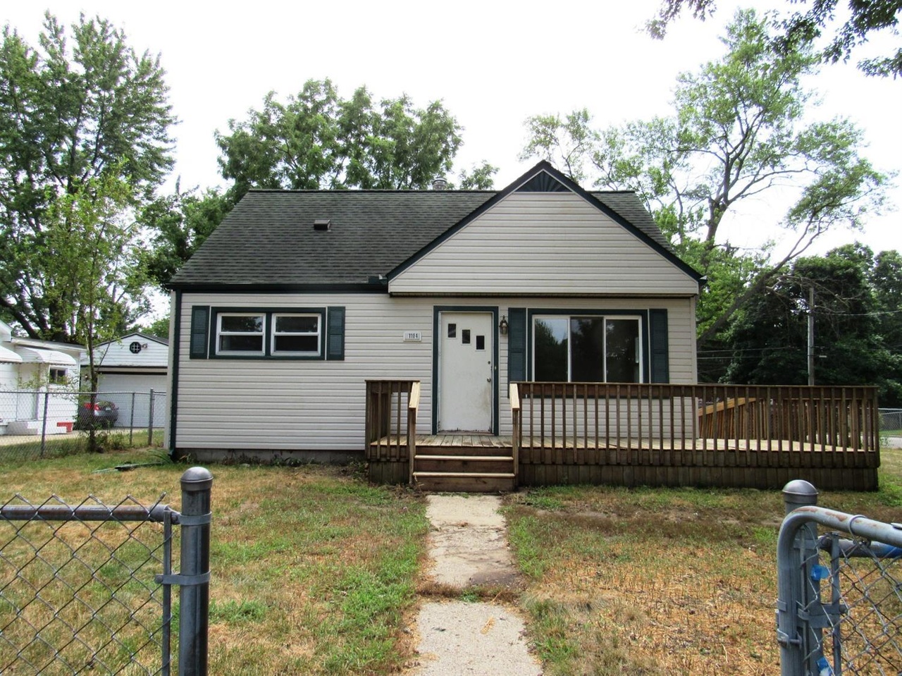 1104 Parkwood Ave, Ypsilanti, MI 48198 MLS 3268060 Redfin