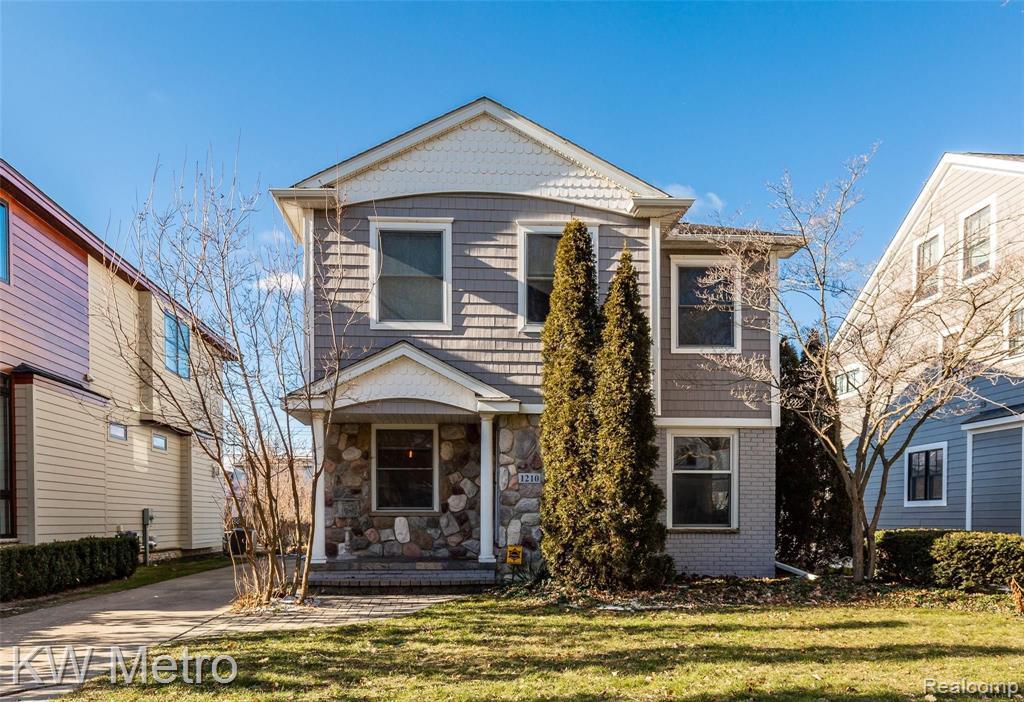 1210 Washington Blvd, Birmingham, MI 48009 | Redfin