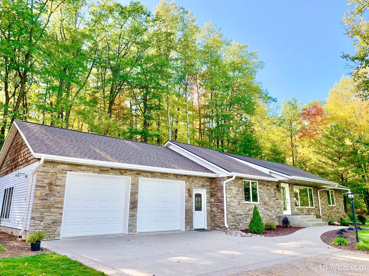 121 Lehman Ave, Iron Mountain, MI 49801 MLS 50107356 Redfin