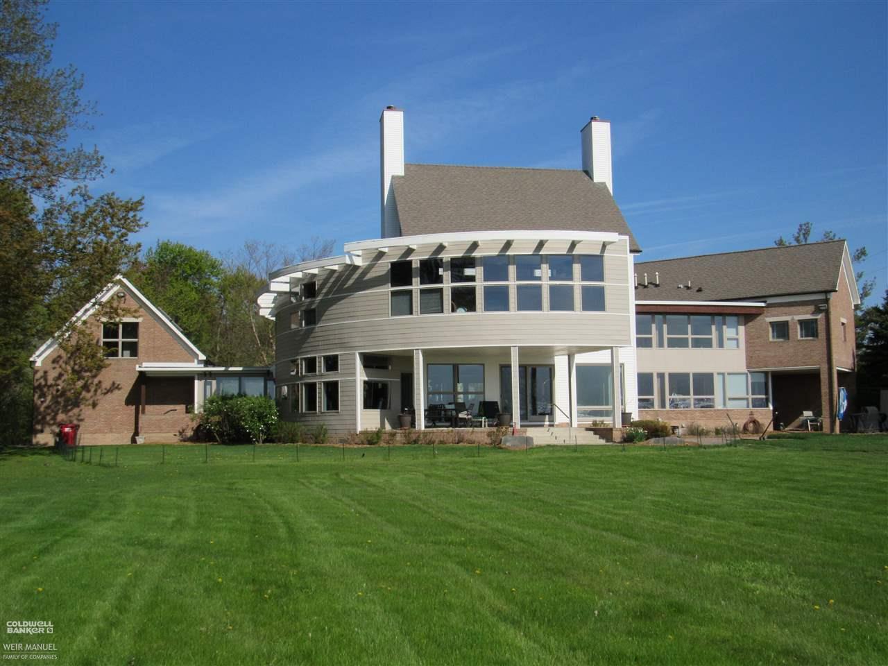 35666 Jefferson Ave Harrison Twp MI 48045 MLS 31365419 Redfin 35666 Jefferson Ave Harrison Twp MI 48045 MLS 31365419 Redfin