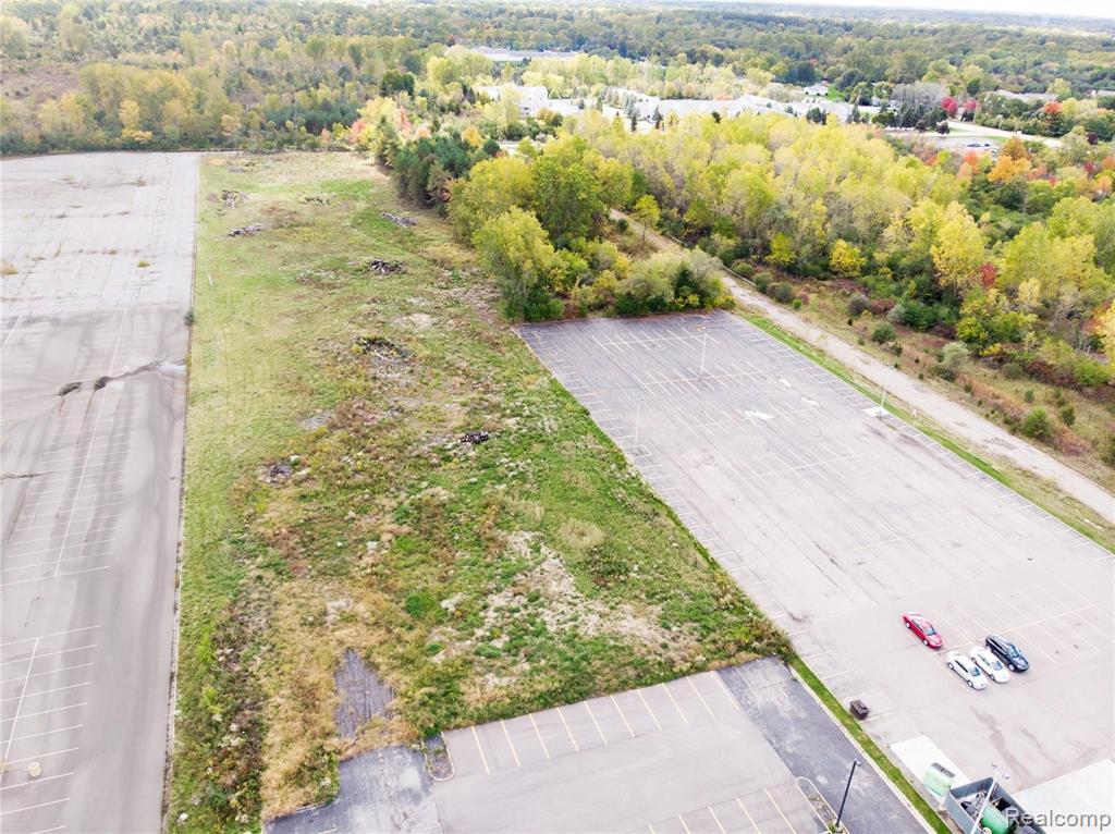 4405 W Pierson Rd, Flint, MI 48504 1359 MLS 40110472 Redfin