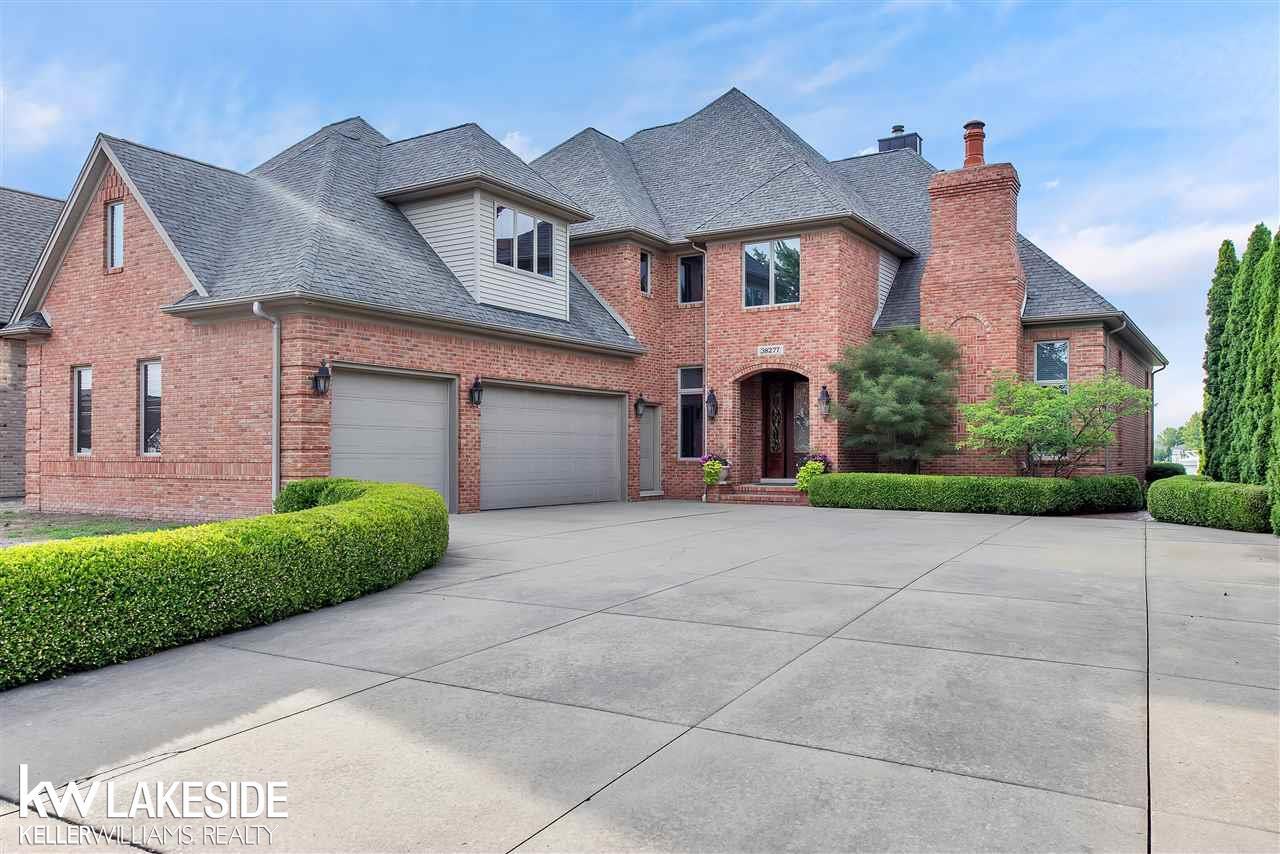 38277 Huron Pointe Dr, Harrison Twp, MI 48045 | MLS# 50017736 | Redfin