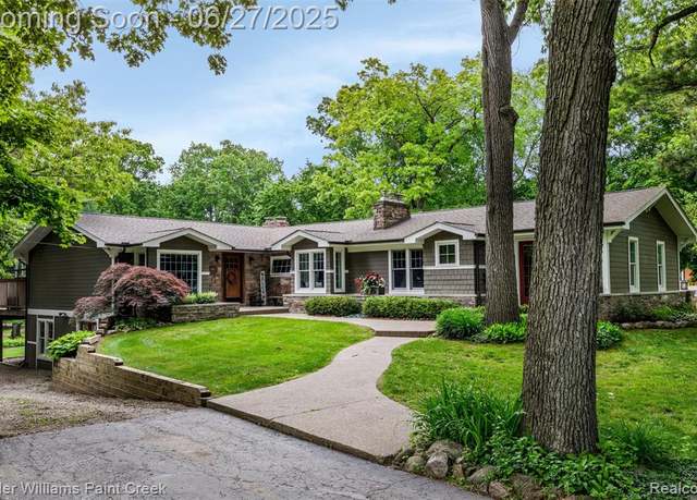 Property at 3753 Orion Rd, Oakland, MI 48363 3032, 4 beds, 3.5 baths