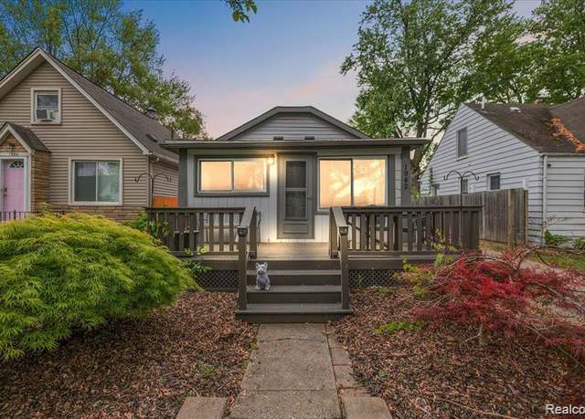 Property at 1942 E Troy St, Ferndale, MI 48220 2070, 2 beds, 1 bath