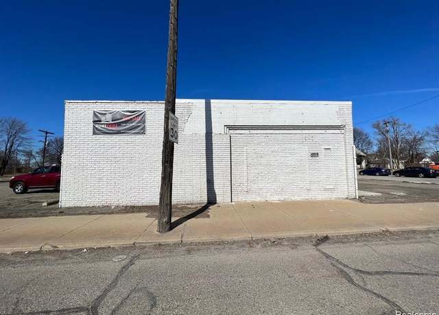 Property at 4435 E DAVISON St, Hamtramck, MI 48212 1743