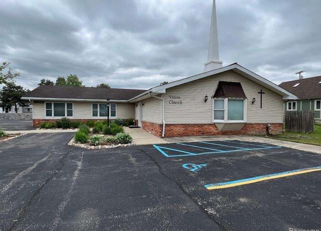 Property at 18150 E 13 Mile Rd, Roseville, MI 48066 1659
