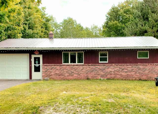 Property at 51902 Canal Rd, Houghton, MI 49931, 2 beds, 1.5 baths