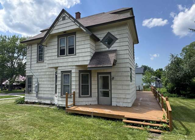 Property at 402 N Albany St, Ironwood, MI 49938, 5 beds, 2 baths