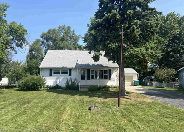 Property at 4143 Sherry Ct, Bay City, MI 48706, 4 beds, 2 baths