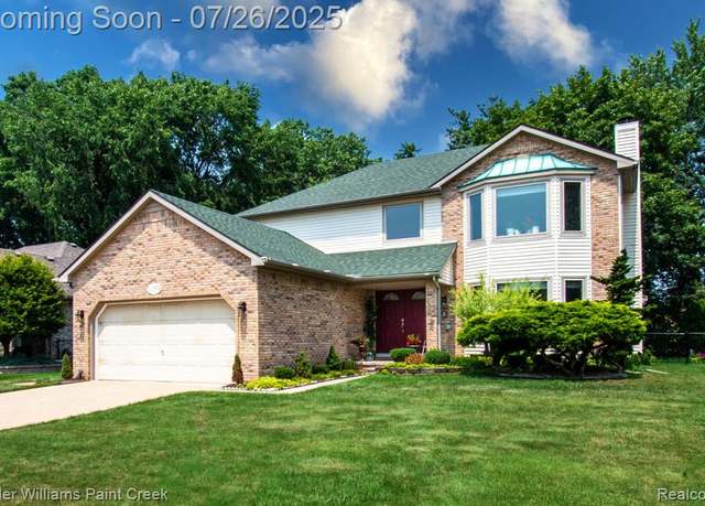 Property at 11575 Creekside Ct, Sterling Heights, MI 48312 2076, 3 beds, 3.5 baths