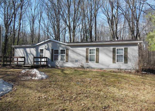 Property at 581 E Clarence Rd, Harrison, MI 48625, 3 beds, 2 baths