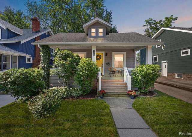 Property at 308 Gardenia Ave, Royal Oak, MI 48067 3693, 2 beds, 1 bath