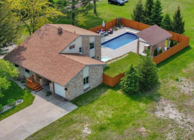 Property at 710 E Division St Lot : 1 & 2, Cadillac, MI 49601, 3 beds, 2 baths