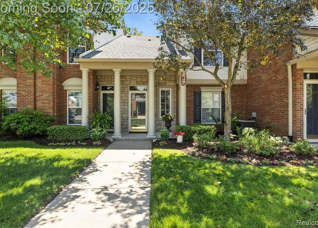 Property at 3545 Tremonte Cir, Oakland, MI 48306 5006, 2 beds, 2 baths