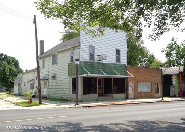 Property at 1122 N Johnson St, Bay City, MI 48708
