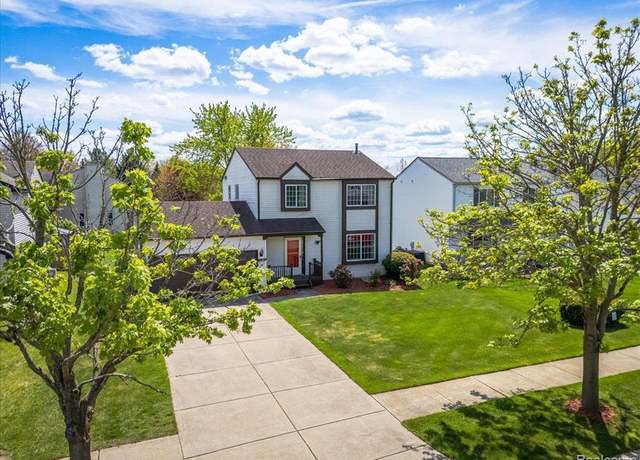 Property at 4525 STREAMSIDE Trl, Waterford, MI 48329 3673, 3 beds, 2.5 baths