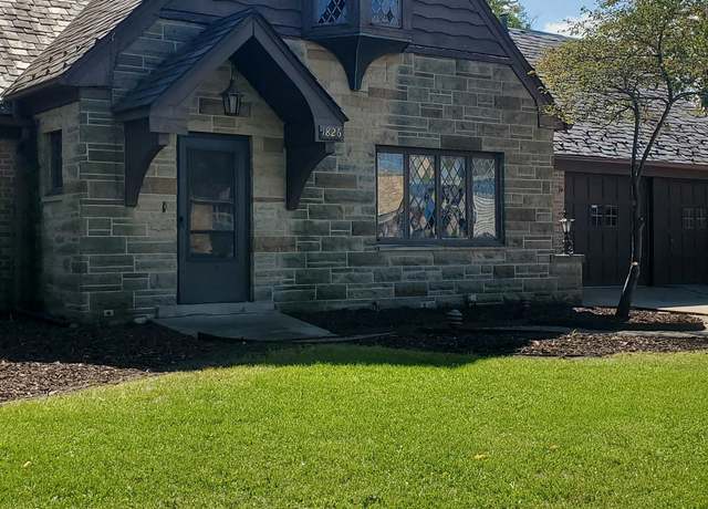 Property at 1826 McKinley Ave, Bay City, MI 48708, 4 beds, 2 baths