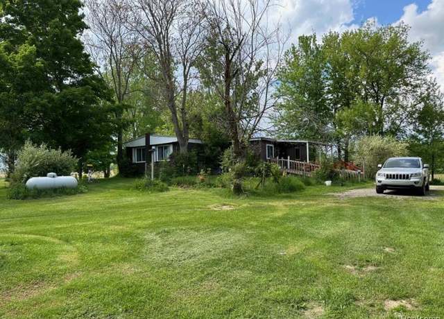 Property at 8451 FOSTORIA Rd, Fostoria, MI 48435, 5 beds, 3 baths