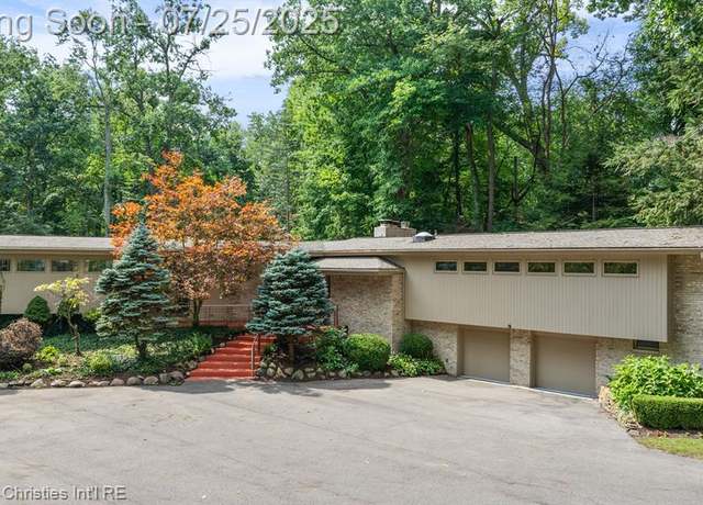 Property at 1391 CEDAR BEND Dr, Bloomfield Hills, MI 48302 1918, 3 beds, 2.5 baths
