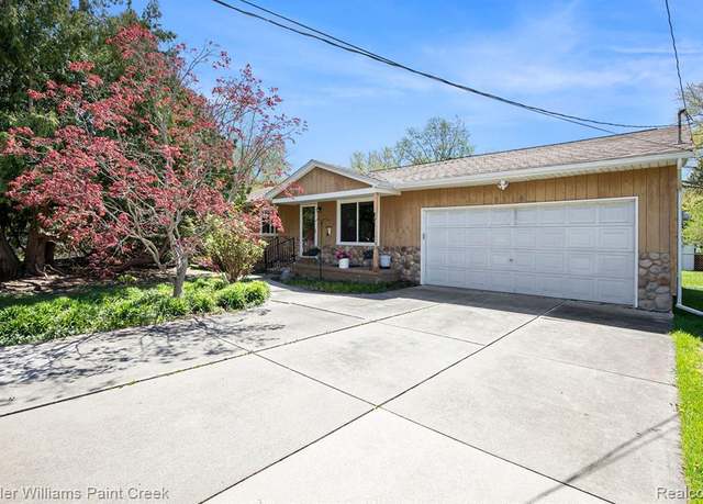 Property at 3115 LEXINGTON Rd, Waterford, MI 48328 1622, 3 beds, 1 bath