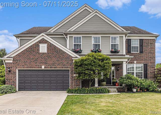 Property at 59141 Peters Barn Dr, South Lyon, MI 48178 8313, 5 beds, 2.5 baths