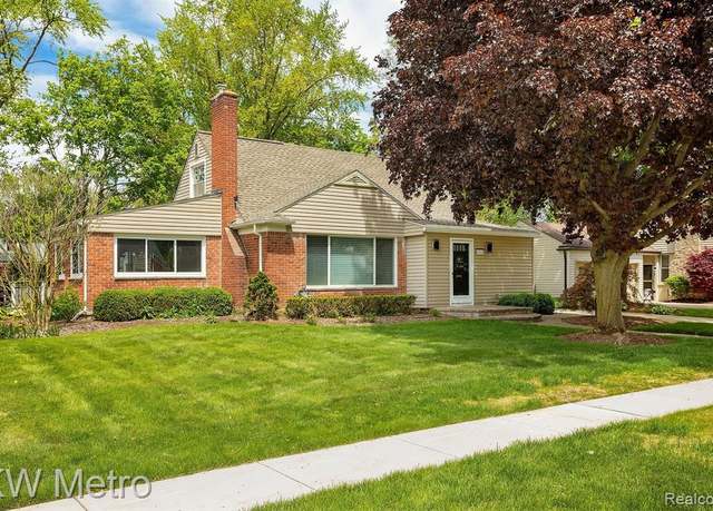 Property at 17212 BIRWOOD Ave, Beverly Hills, MI 48025 3244, 3 beds, 3.5 baths