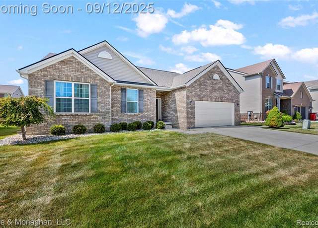 Property at 48327 Long Leaf Dr, Macomb, MI 48044 2351, 3 beds, 2.5 baths