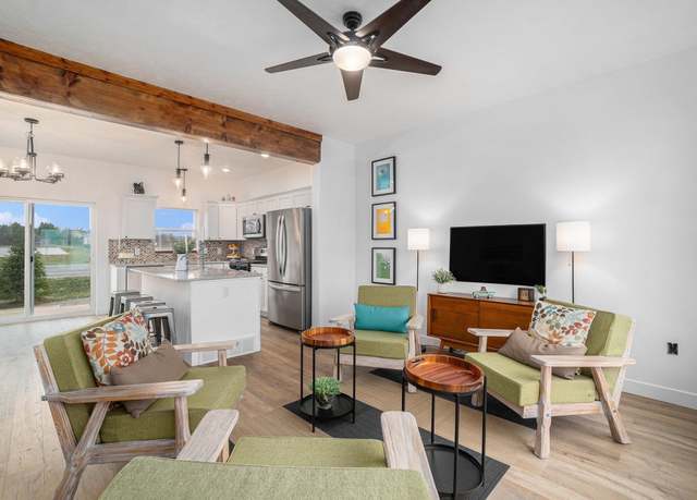 Property at 204 Thrive Blvd #14, Traverse City, MI 49696, 3 beds, 1.5 baths