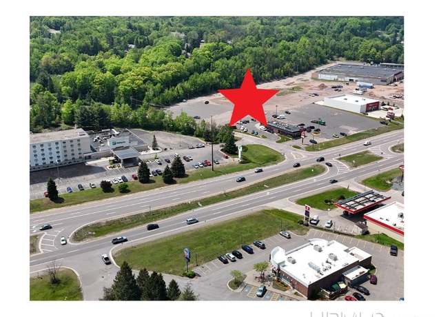 Property at 2001 Wilson St, Marquette, MI 49855-9999