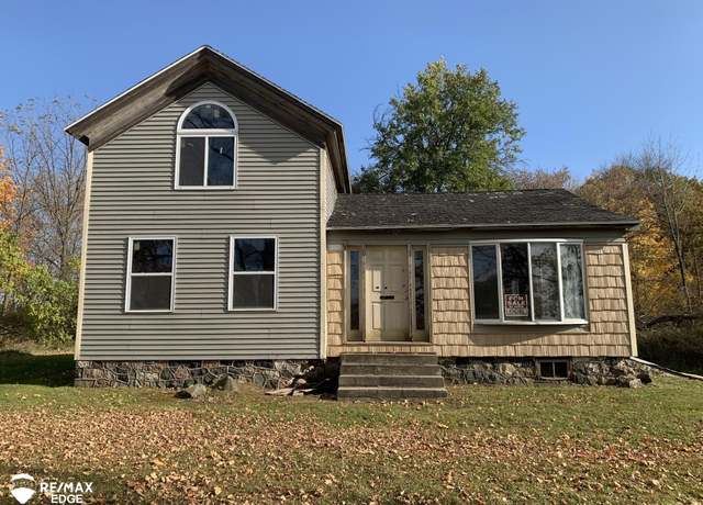 Property at 8135 Van Cleve Rd, Vassar, MI 48768, 3 beds