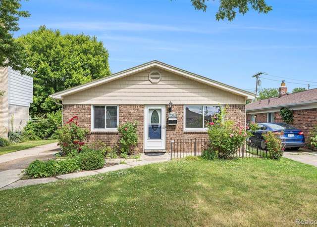 Property at 27336 Alger Blvd, Bloomfield Hills, MI 48071 3224, 4 beds, 1 bath