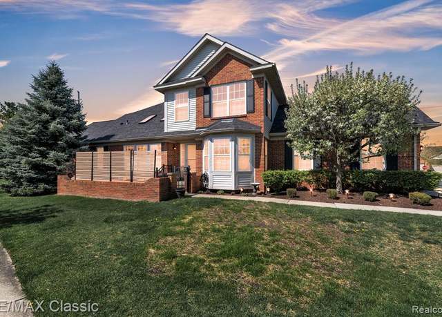 Property at 21643 QUEENS Way, Trenton, MI 48183 7618, 3 beds, 3.5 baths