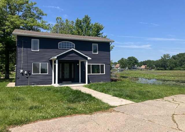 Property at 3545 Union Lake Rd, Commerce, MI 48382 4580, 3 beds, 2.5 baths