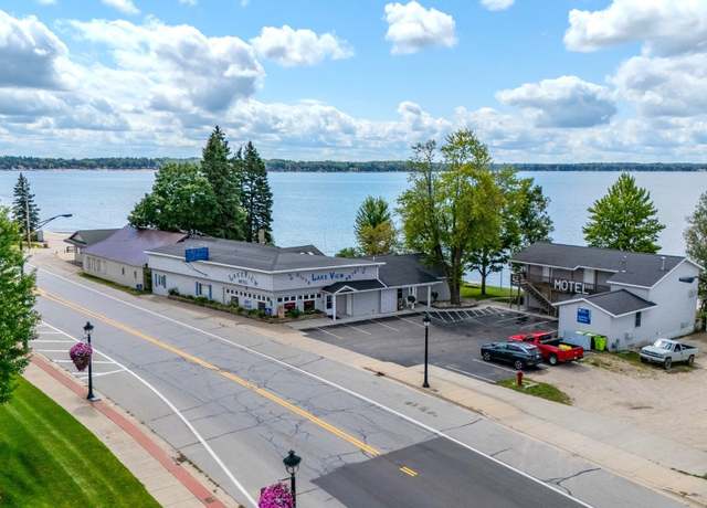 Property at 214 Main St, Lake City, MI 49651