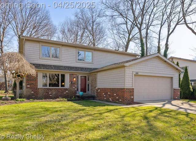 Property at 691 BARCLAY Dr, Troy, MI 48085 4801, 4 beds, 2.5 baths