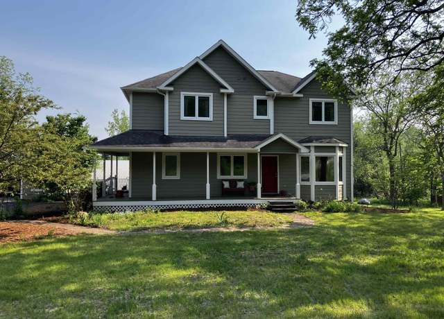 Property at 3815 Jefferson Ave, Traverse City, MI 49684, 4 beds, 3.5 baths
