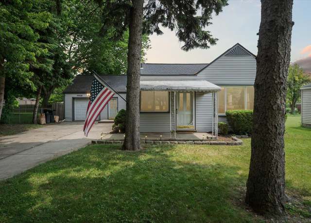 Property at 29248 Galloway St, Roseville, MI 48066, 3 beds, 1 bath