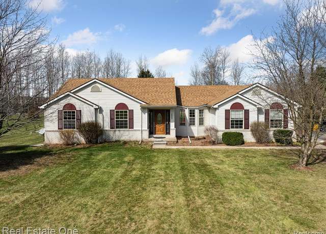 Property at 12465 HYNE Rd, Brighton, MI 48114 9299, 3 beds, 2 baths