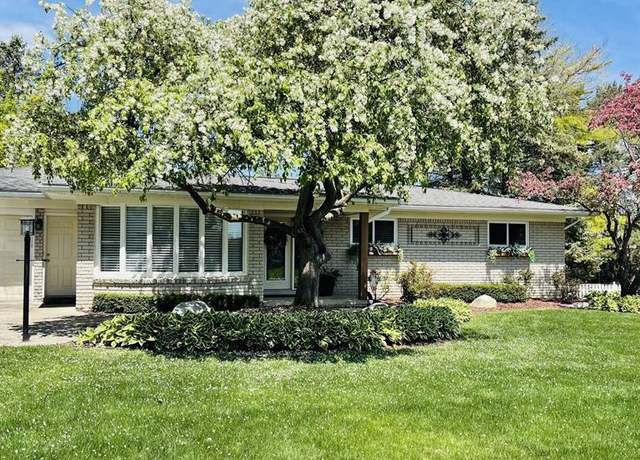 Property at 4621 REGENCY Dr, Shelby Twp, MI 48316 1534, 3 beds, 2 baths