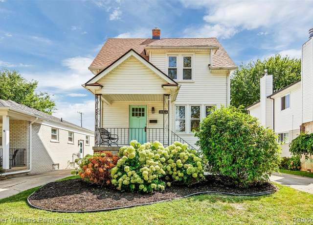 Property at 20826 ERBEN St, Saint Clair Shores, MI 48081 1828, 2 beds, 1 bath
