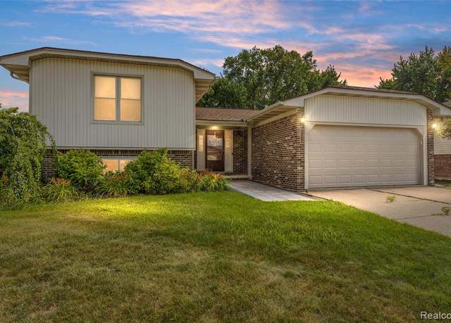 Property at 44080 Harsdale Dr, Canton, MI 48187 3231, 4 beds, 2.5 baths