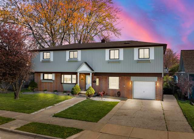 Property at 22445 Maple Dr, Saint Clair Shores, MI 48081, 4 beds, 3 baths