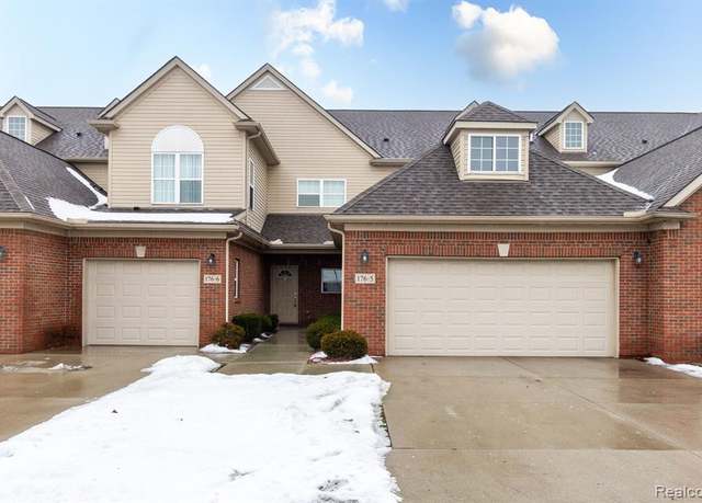 Property at 184 Marina Ct. Dr #77, Detroit, MI 48214 8079, 3 beds, 2 baths